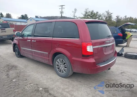 2013 Chrysler Town & Country Touring-L z USA, uszkodzony, nr VIN 2C4RC1CG6DR733999